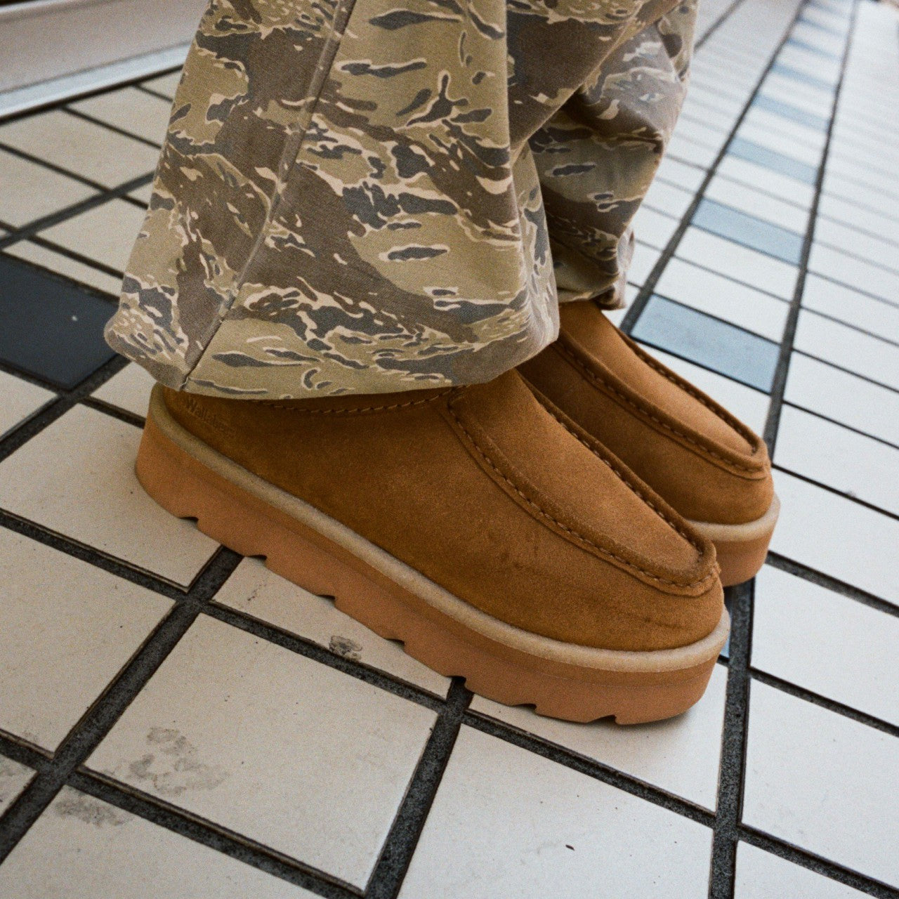 Meare Mule Caramel Warmlined | Clarks US
