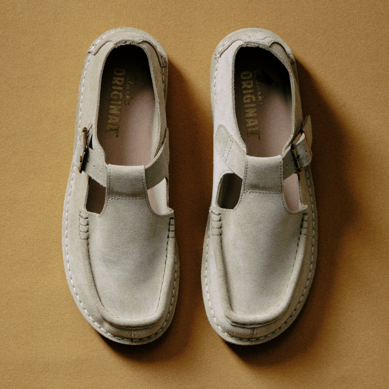 Nomad T Bar Maple Suede | Clarks