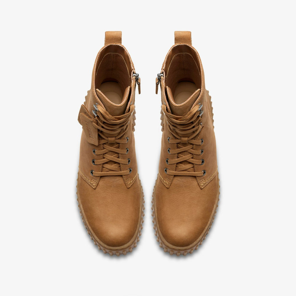 Torhill Style Light Tan Nubuck | Clarks US