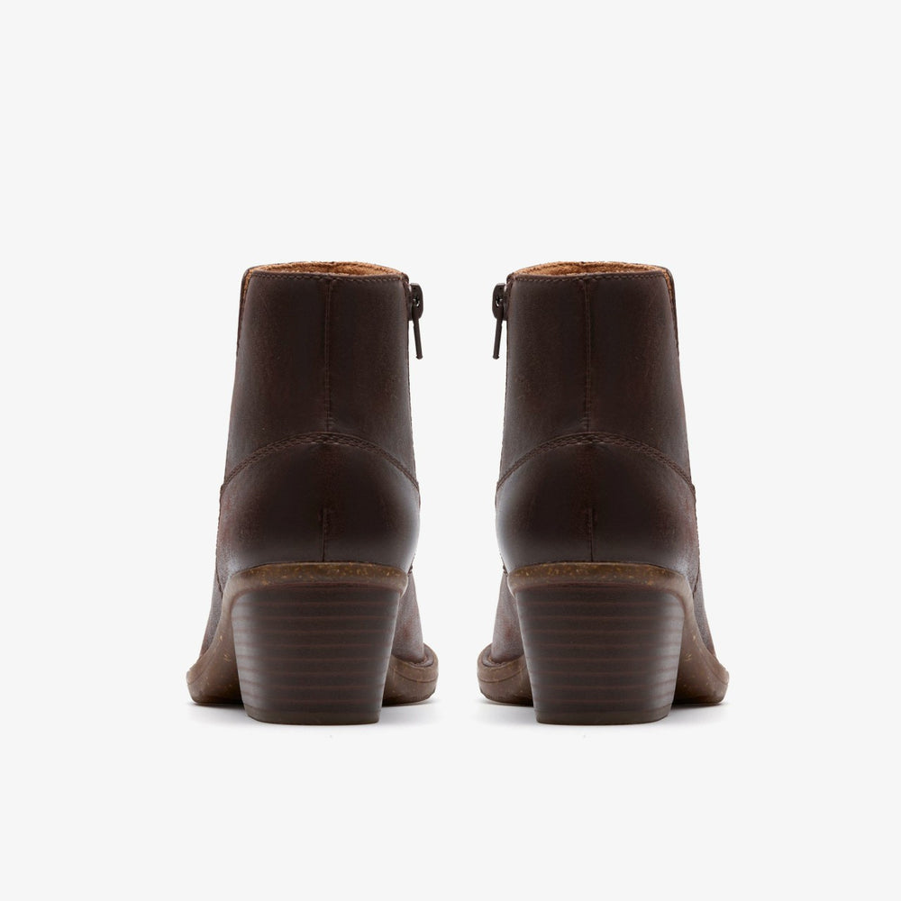 Kastela Top Brown Leather | Clarks Onsale