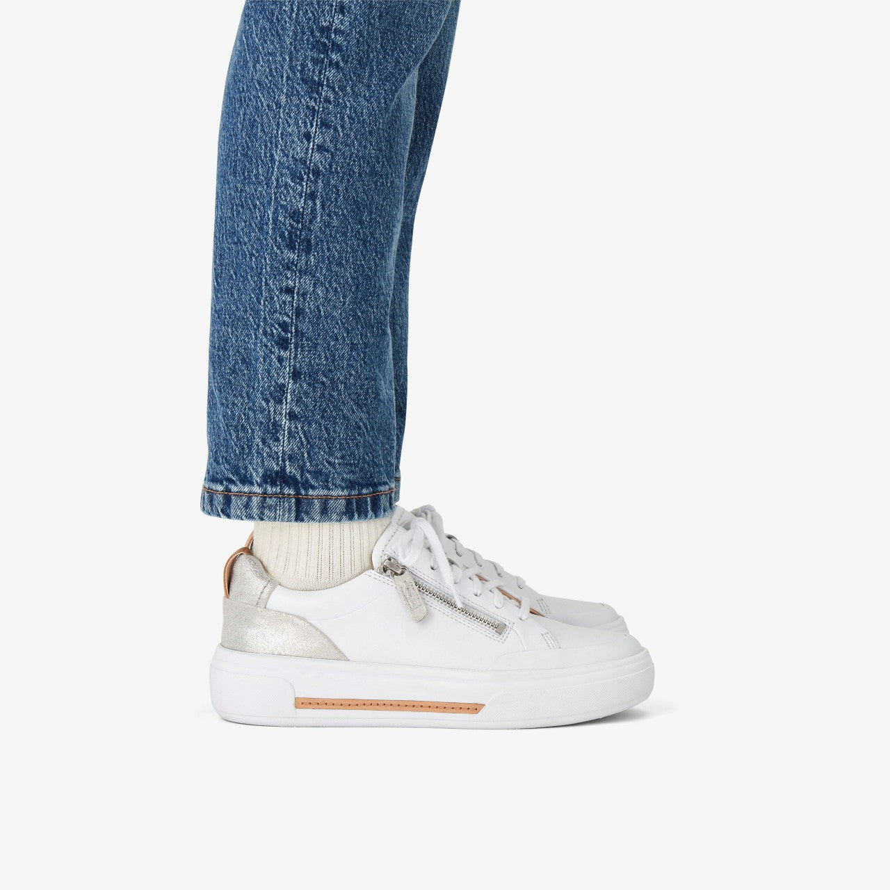 Hollyhock Zip Silver Combination Leather | Clarks