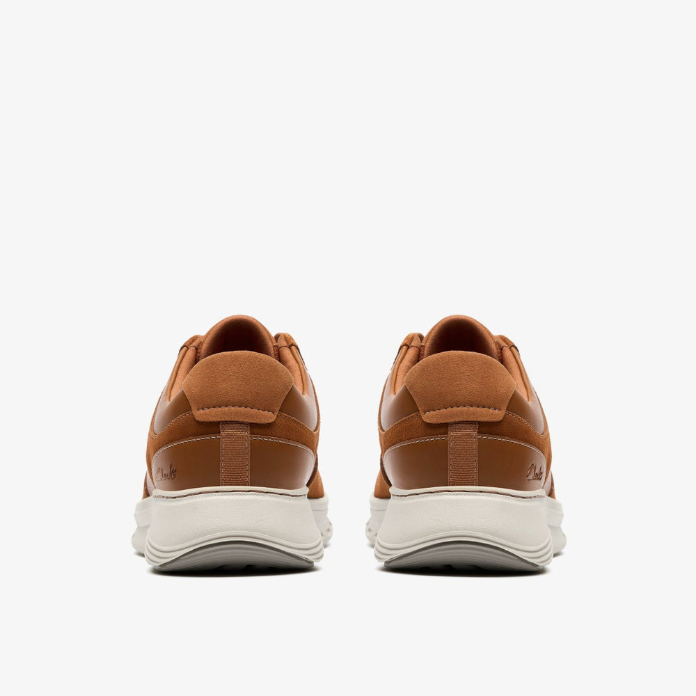 Motion Trek Go Tan Combination | Clarks Discount