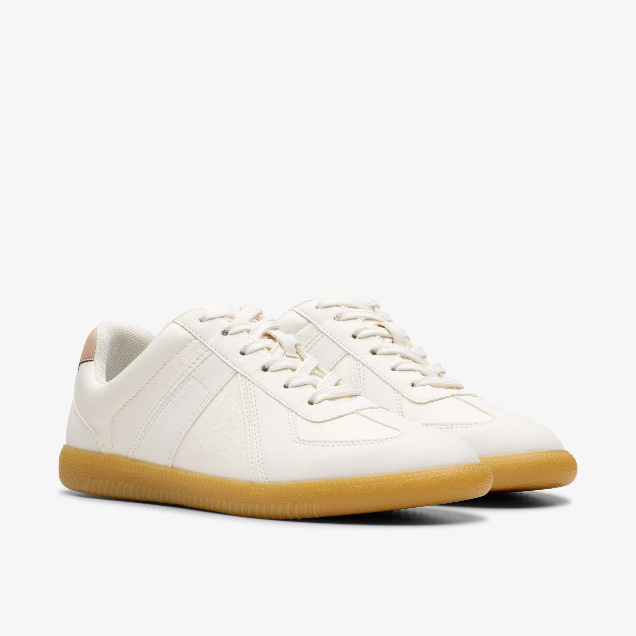 Nykole Step White | Clarks For Sale