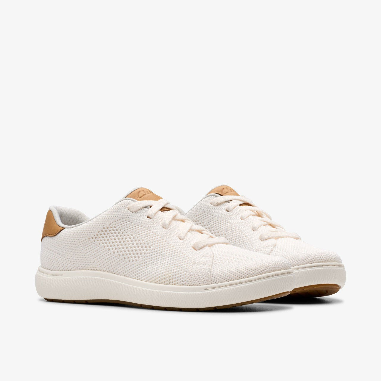 Nalle Walk White Knit | Clarks