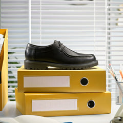 Berwick Seam Black Leather | Clarks Sale