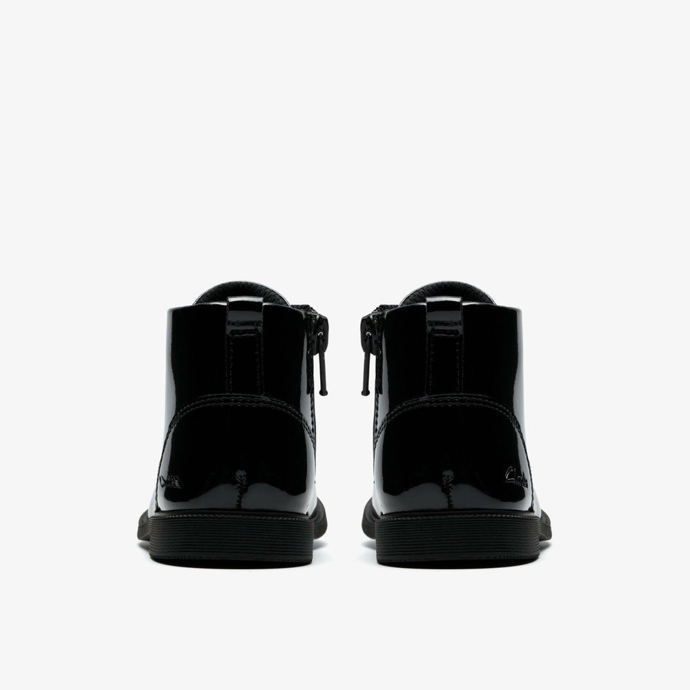 Oaklyn Charm Toddler Black Patent | Clarks Sale