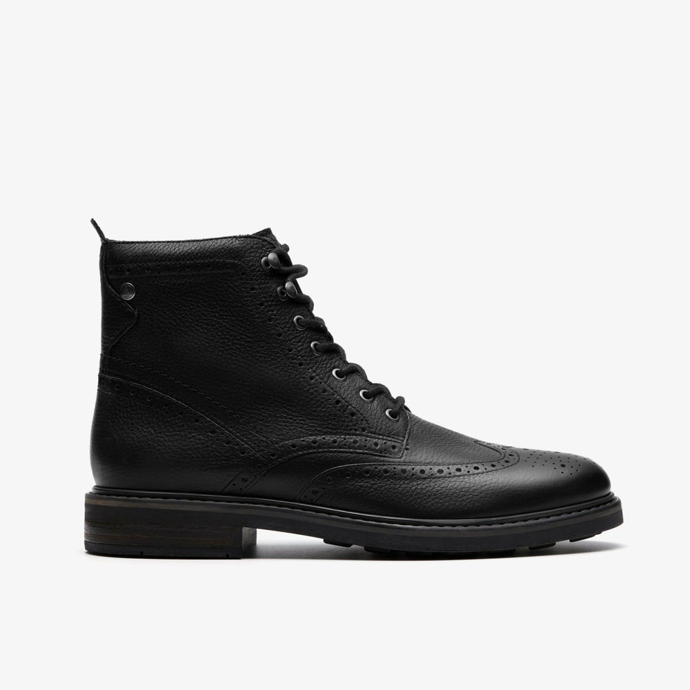 Newford Lace Boot Black Leather | Clarks