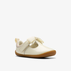Roamer Trim Toddler Off White | Clarks US