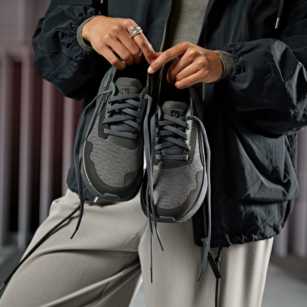 Clarks Pace Black | Clarks Onsale