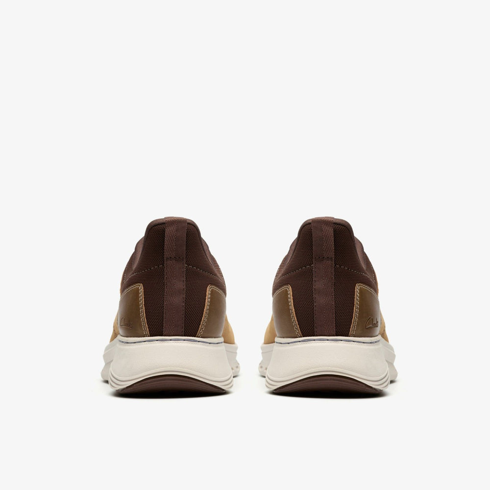 Motion Trek LX Dark Tan Leather | Clarks Onsale