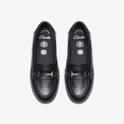Finja Loafer Older Black Leather | Clarks