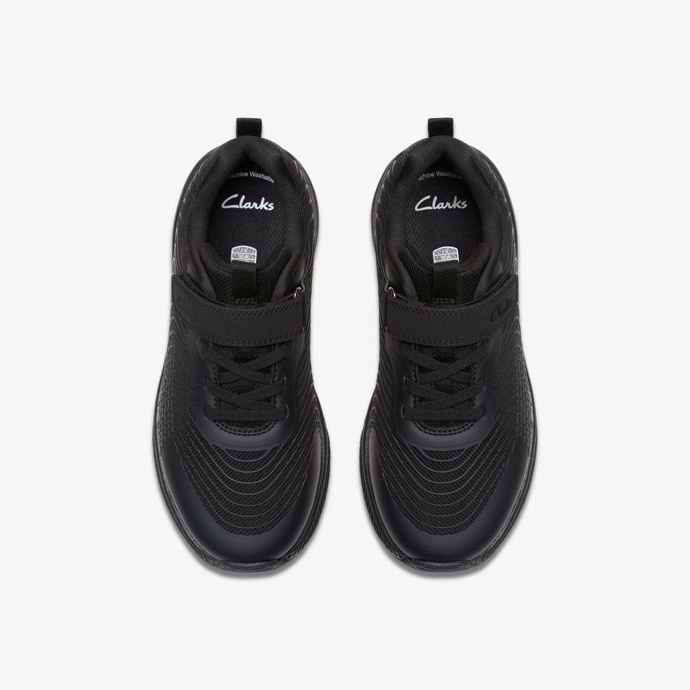 Deyes Dash Kid Black/Black | Clarks