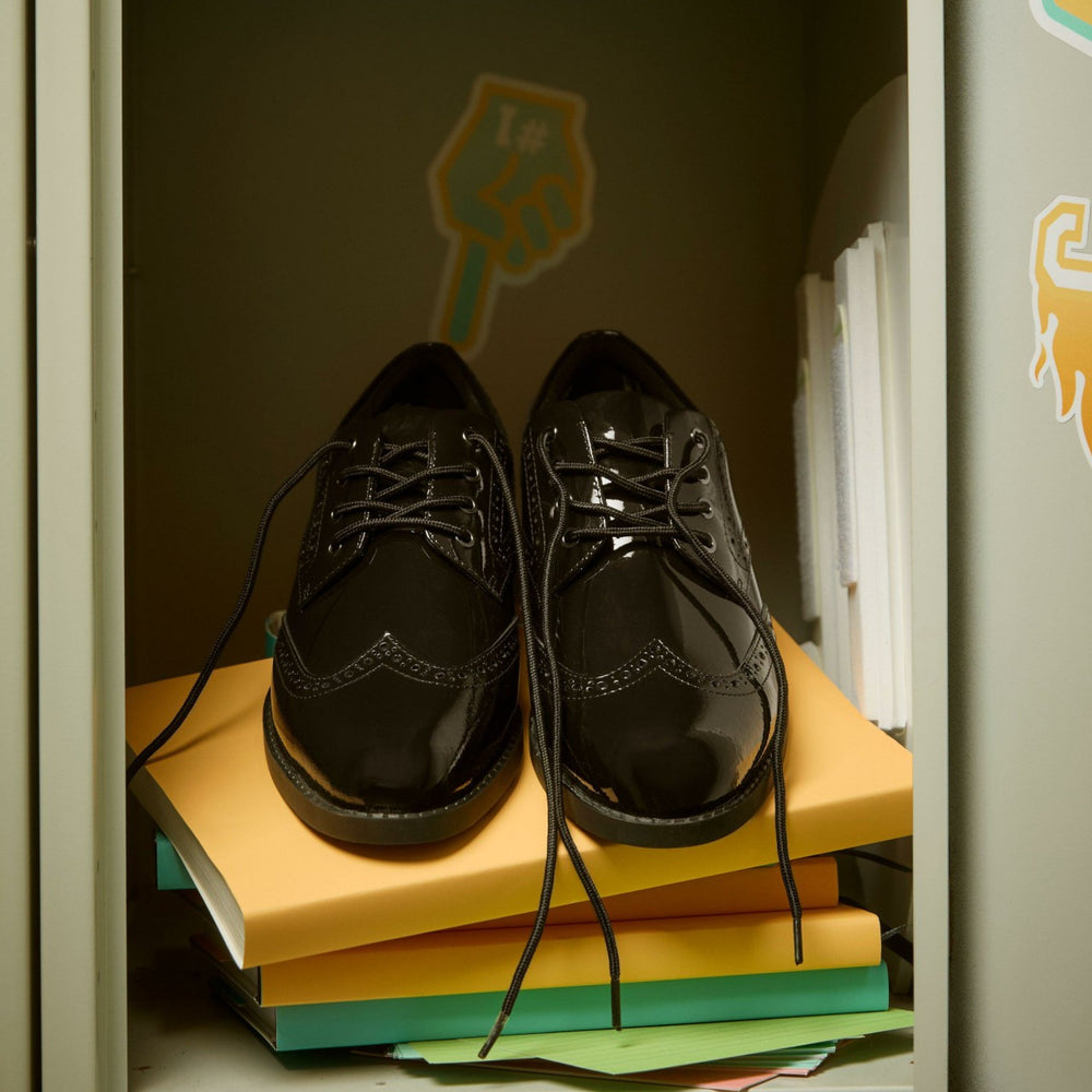 Tapa Pure Youth Black Patent | Clarks Discount