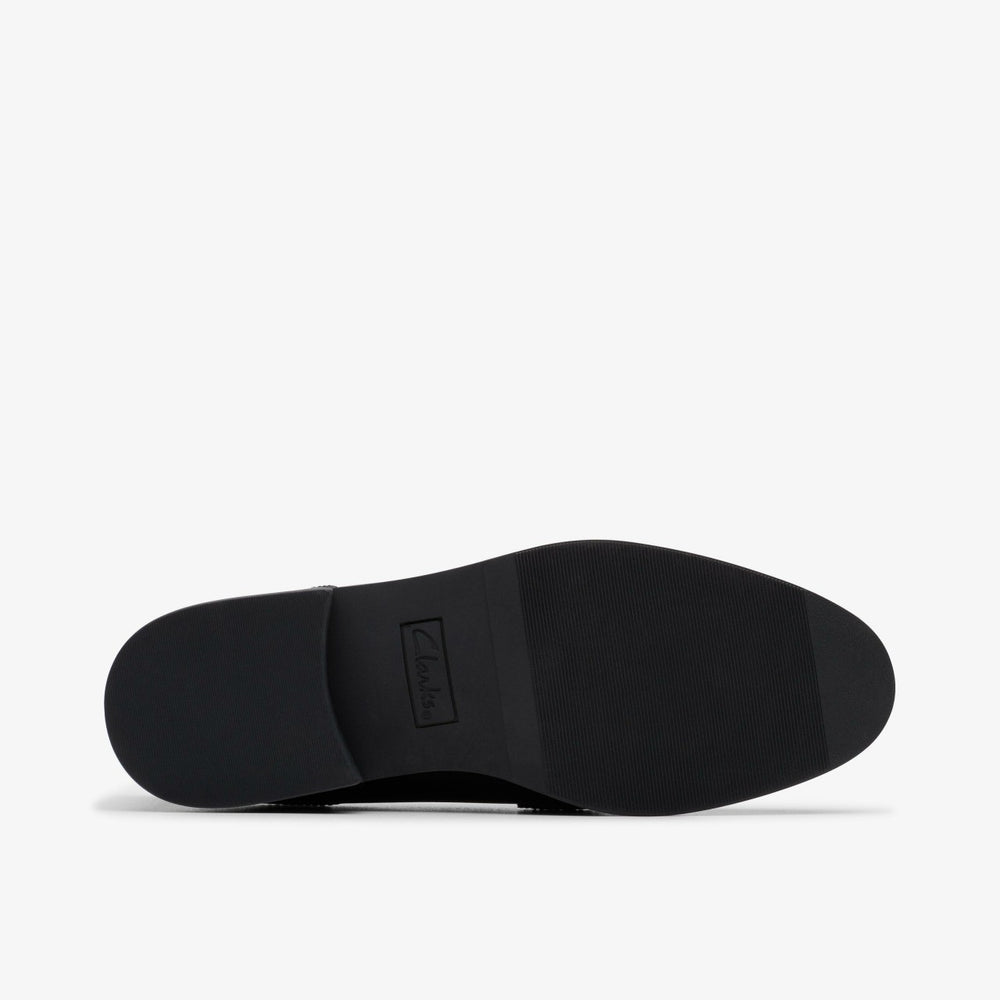 Tapa Edge Youth Black Patent | Clarks Onsale