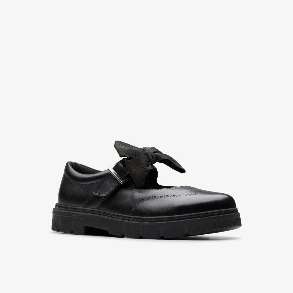 Lorcam Jane Youth Black Leather | Clarks Sale