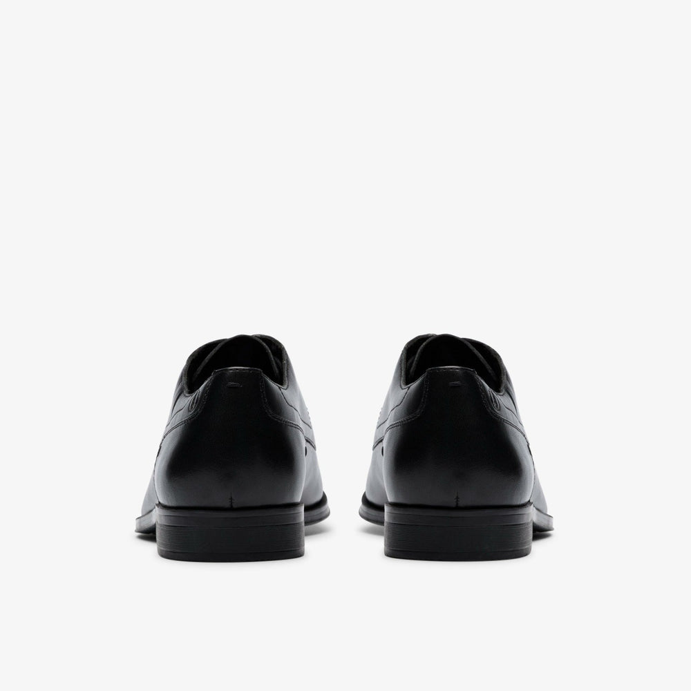 Paulton Cap Black Leather | Clarks For Sale