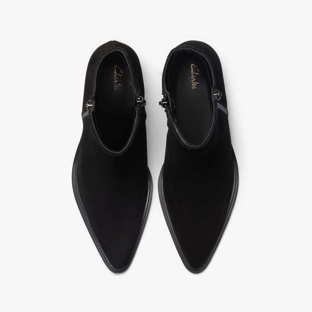 Jesse Zip Black Suede | Clarks