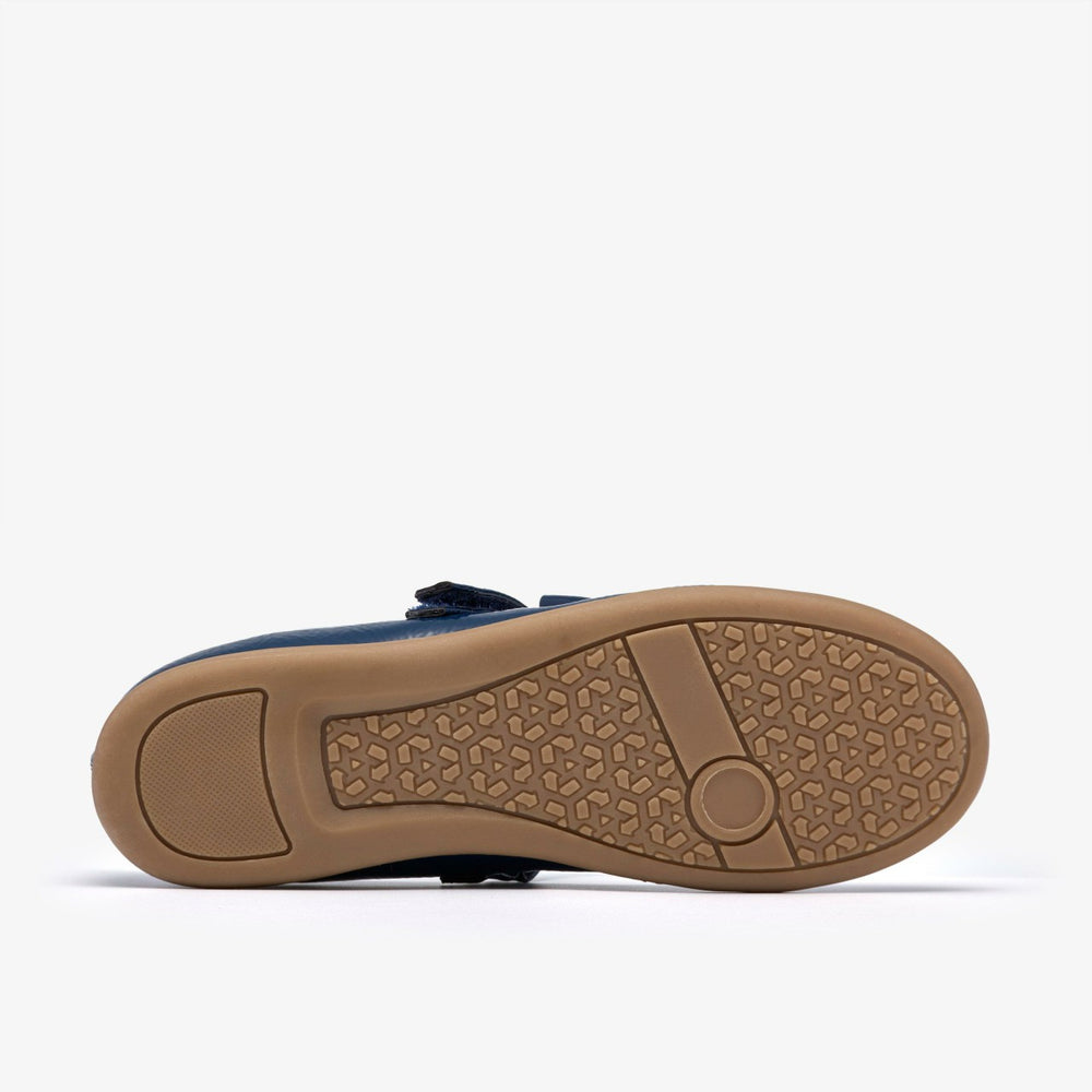 Charm Bow Kid Navy Patent | Clarks Onsale