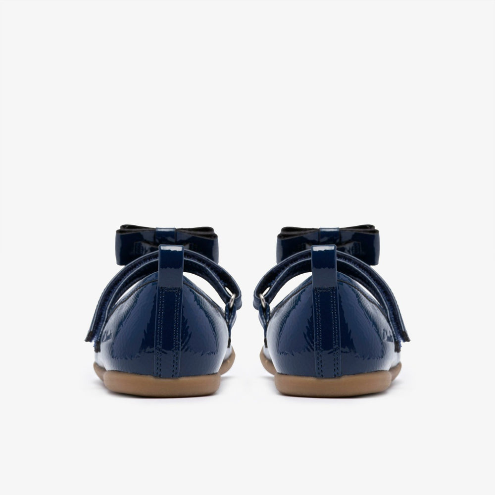 Charm Bow Kid Navy Patent | Clarks Onsale